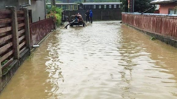 Valoarea pagubelor produse în iunie și iulie în Maramureș de fenomenele hidrometeorologice periculoase este de peste 2,4 milioane de lei Valoarea pagubelor produse în iunie și iulie în Maramureș de fenomenele hidrometeorologice periculoase este de peste 2,4 milioane de lei