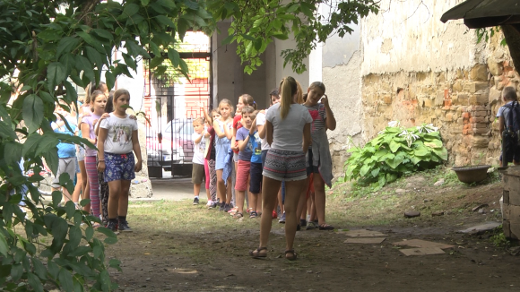 VIDEO | Vacanță în curtea casei pentru copiii din Sighetu Marmației VIDEO | Vacanță în curtea casei pentru copiii din Sighetu Marmației