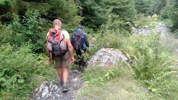VIDEO | Refugii montane, posturi sezoniere și baze Salvamont dotate cu soluție dezinfectantă VIDEO | Refugii montane, posturi sezoniere și baze Salvamont dotate cu soluție dezinfectantă