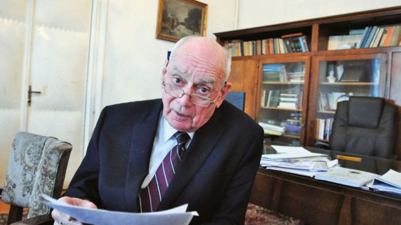 Academicianul Emil Burzo va fi cetățean de onoare al Maramureșului Academicianul Emil Burzo va fi cetățean de onoare al Maramureșului