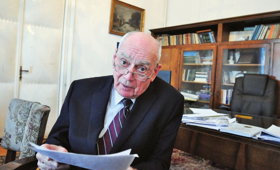 Academicianul Emil Burzo va fi cetățean de onoare al Maramureșului Academicianul Emil Burzo va fi cetățean de onoare al Maramureșului