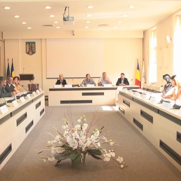 Consilierii locali sigheteni s-au întâlnit în şedinţă extraordinară