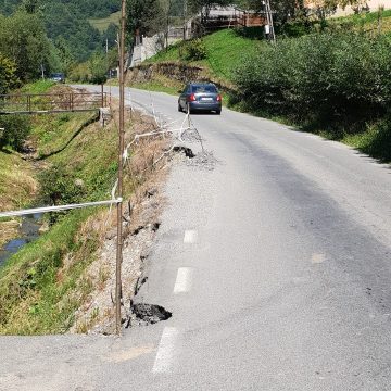 DJ 188, afectat în urma unei alunecări de teren