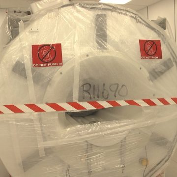 VIDEO | Spitalul Municipal Sighetu Marmației a fost dotat cu un aparat de imagistică prin rezonanță magnetică, cunoscut de toți drept RMN VIDEO | Spitalul Municipal Sighetu Marmației a fost dotat cu un aparat de imagistică prin rezonanță magnetică, cunoscut de toți drept RMN