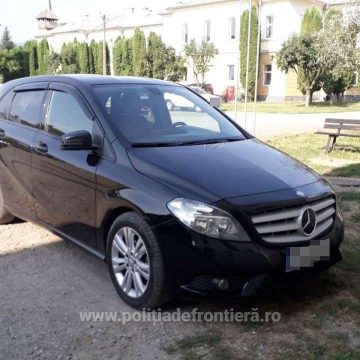 Mercedes căutat de 4 ani de autoritățile italiene, găsit la PTF Sighet Mercedes căutat de 4 ani de autoritățile italiene, găsit la PTF Sighet