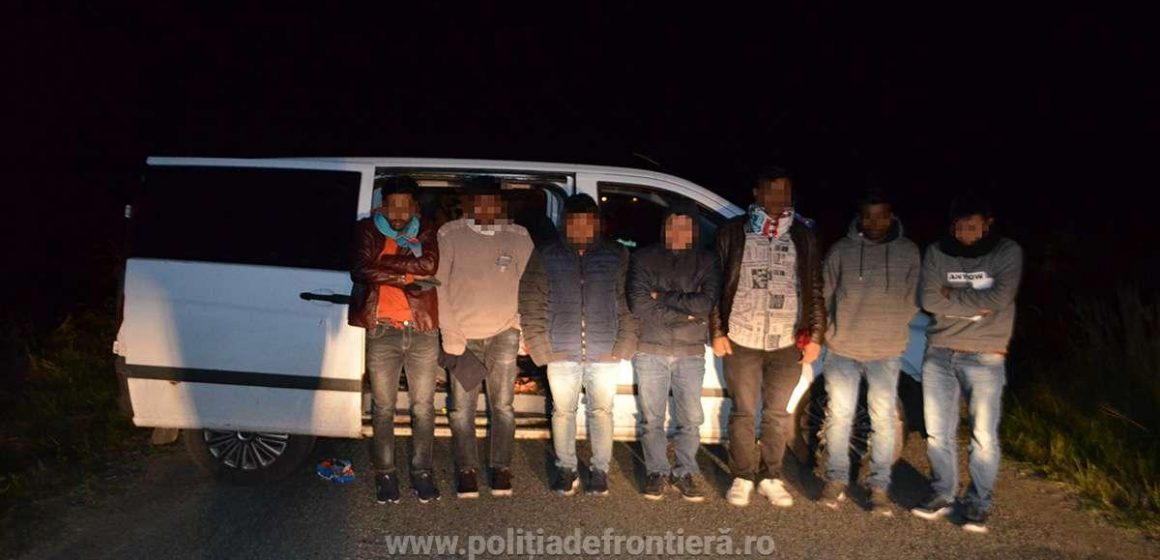 Șapte migranți asiatici și patru călăuze – prinși la graniță