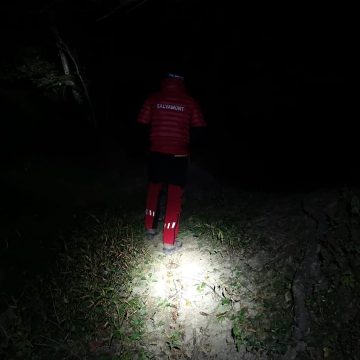 Salvatori puși pe drumuri în urma unui apel la 112 posibil fals Salvatori puși pe drumuri în urma unui apel la 112 posibil fals