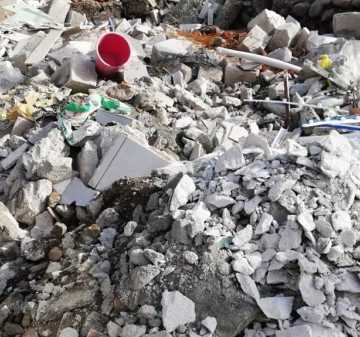 Firma de salubrizare din Sighet pune la dispoziție pentru toți cei care își reabilitează locuința,  containere speciale pentru colectarea molozului