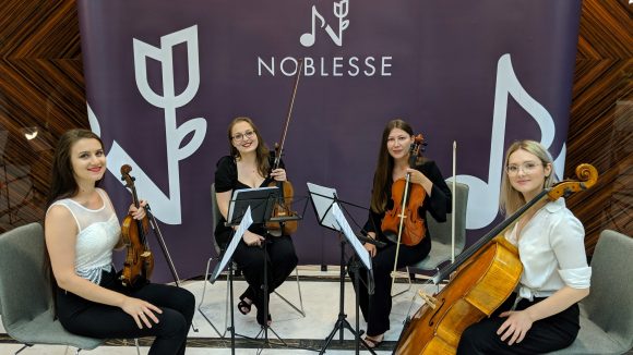 NOBLESSE Quartet, cu sigheteanca Raluca Michnea în componență, va concerta la Balul Centenarului Colegiului Național ”Dragoș Vodă” NOBLESSE Quartet, cu sigheteanca Raluca Michnea în componență, va concerta la Balul Centenarului Colegiului Național ”Dragoș Vodă”