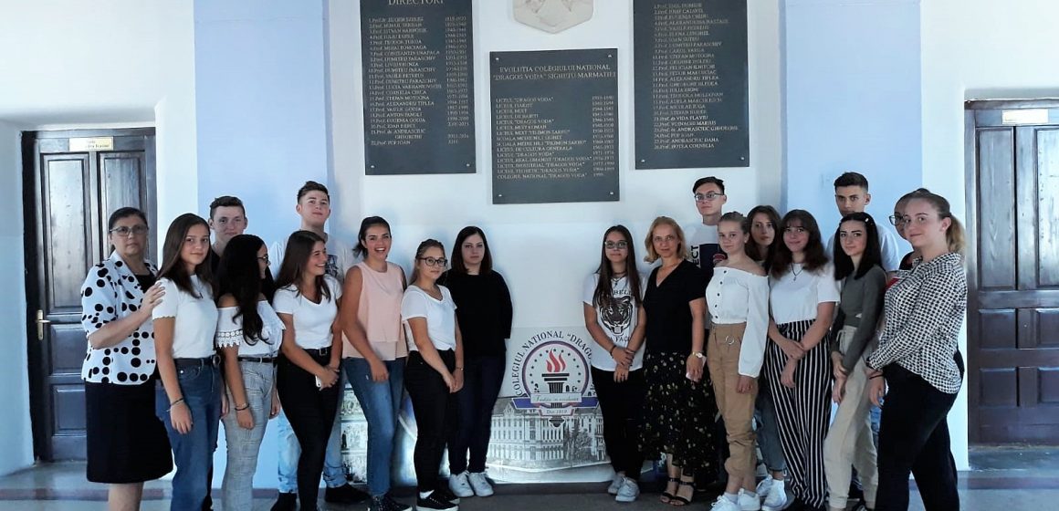 Colegiul Național „Dragoș Vodă” din Sighetu Marmației s-a înscris la ediția a XII-a a concursului național pentru liceeni EUROSCOLA Colegiul Național „Dragoș Vodă” din Sighetu Marmației s-a înscris la ediția a XII-a a concursului național pentru liceeni EUROSCOLA