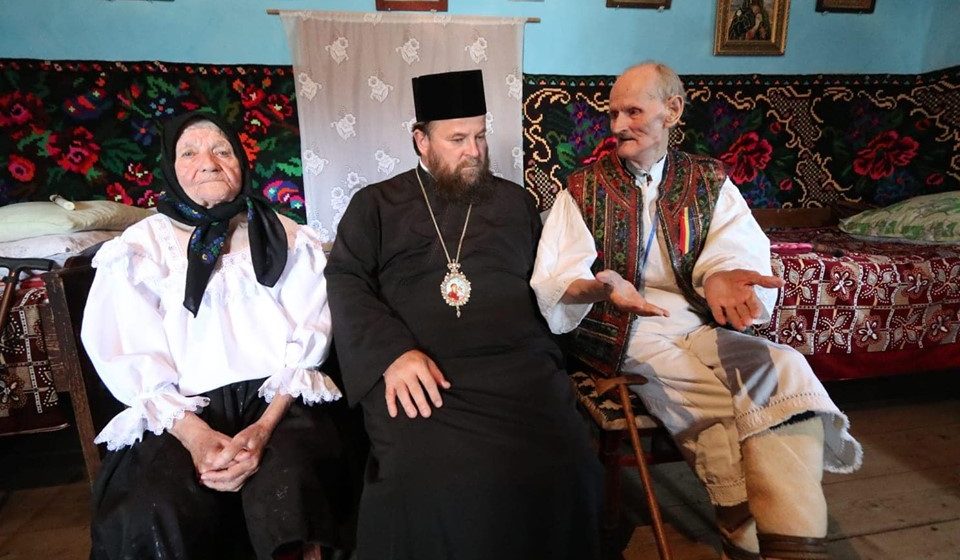 Ordinul „Crucea Justinian Arhiepiscopul” – înmânat lui Vasile Deac Moșu’