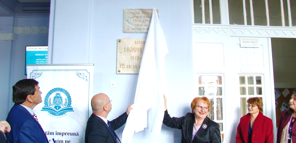 VIDEO | Placa aniversară pentru marcarea centenarului Colegiului Național ”Dragoș Vodă”