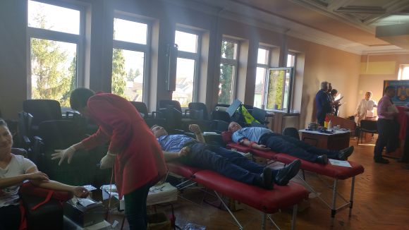 Polițiștii maramureșeni, în sprijinul suferinzilor Polițiștii maramureșeni, în sprijinul suferinzilor