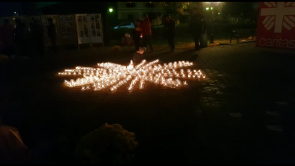 Sighetenii au aprins candele ale solidarității