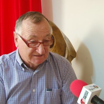 VIDEO | Nici la 70 de ani, sculptorul Ioan Bledea nu poate sta departe de dalta sa mai mult de trei zile
