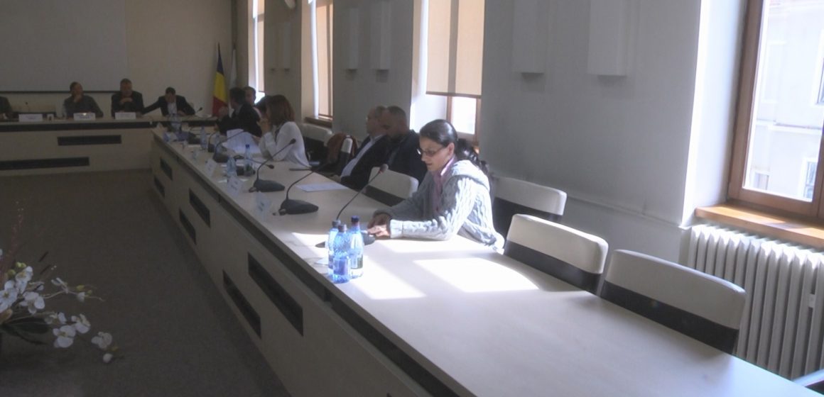 VIDEO | Reprezentanții Asociației ”Suntem vocea lor” au încheiat un protocol de colaborare cu Adapostul câinilor fără stăpân din Sighetu Marmatiei VIDEO | Reprezentanții Asociației ”Suntem vocea lor” au încheiat un protocol de colaborare cu Adapostul câinilor fără stăpân din Sighetu Marmatiei