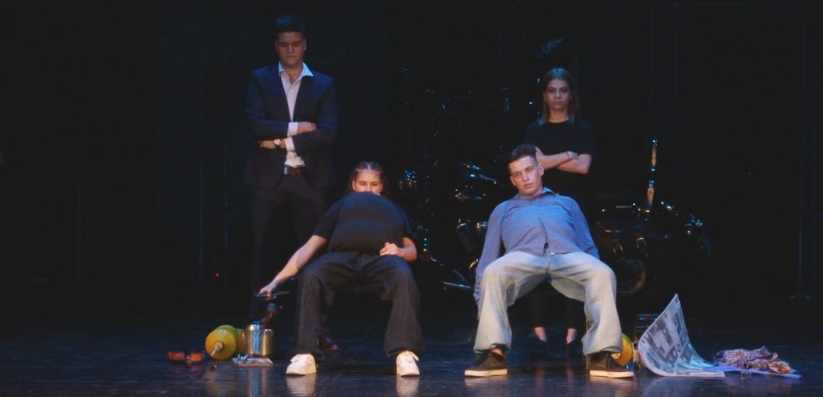Boboci frumoși și talentați au intrat în cursa pentru titlurile de miss și mister la  Colegiul Național ”Mihai Eminescu”din Baia Mare