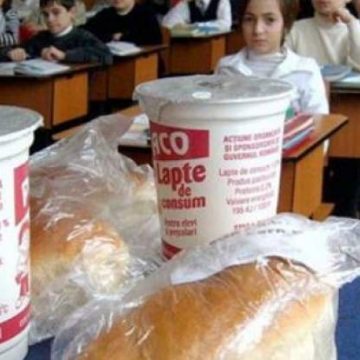 Produsele de panificație distribuite prin programul ”Cornul și laptele” sunt conforme în Maramureș Produsele de panificație distribuite prin programul ”Cornul și laptele” sunt conforme în Maramureș