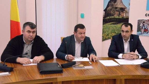 Pesta porcină confirmată și la Rozavlea