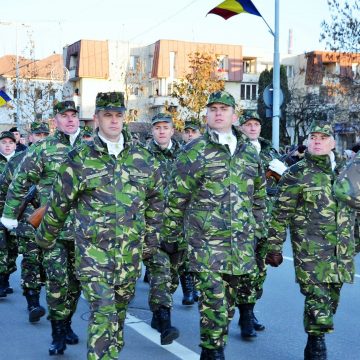 Paradă militară de Ziua Națională în Baia Mare Paradă militară de Ziua Națională în Baia Mare
