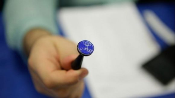 293 de alegatori au votat prin intermediul urnei speciale până la ora 12:00