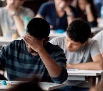 Examenul maturităţii s-ar putea modifica