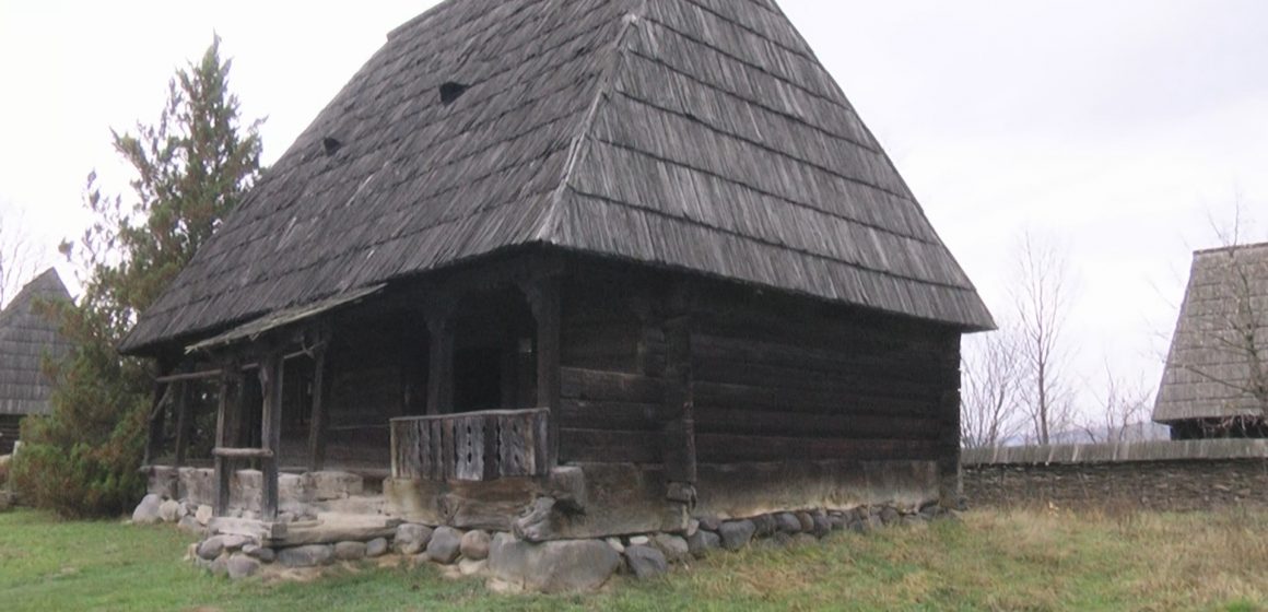 VIDEO | Cu peste 10 000 de vizitatori mai mulți anul acesta la Muzeul Maramureșului din Sighetu Marmației VIDEO | Cu peste 10 000 de vizitatori mai mulți anul acesta la Muzeul Maramureșului din Sighetu Marmației