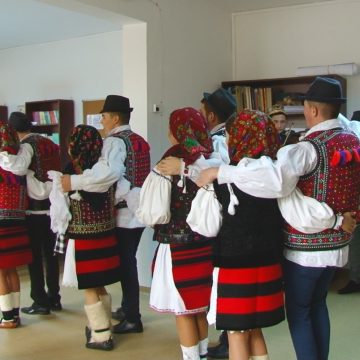 Elevii de la Liceul Tehnologic ”Marmația”din Sighet au marcat lăsatu’ secului Elevii de la Liceul Tehnologic ”Marmația”din Sighet au marcat lăsatu’ secului