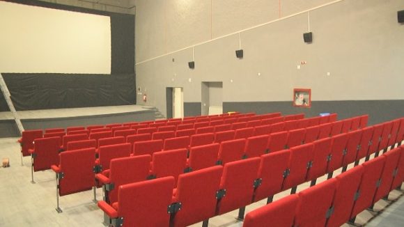 VIDEO| 3,2,1…..ultimele detalii se pun la punct cu 24 de ore înainte de inaugurarea Cinematografului ”Mara” VIDEO| 3,2,1…..ultimele detalii se pun la punct cu 24 de ore înainte de inaugurarea Cinematografului ”Mara”