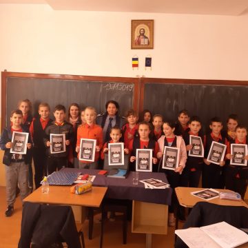Campanie: 19 zile de prevenire a abuzurilor şi violenţelor asupra copiilor şi tinerilor Campanie: 19 zile de prevenire a abuzurilor şi violenţelor asupra copiilor şi tinerilor