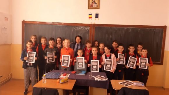Campanie: 19 zile de prevenire a abuzurilor şi violenţelor asupra copiilor şi tinerilor Campanie: 19 zile de prevenire a abuzurilor şi violenţelor asupra copiilor şi tinerilor