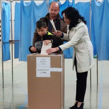 Daniela Onița Ivașcu: ” Îi îndemn pe sigheteni să iasă în număr cât mai mare la vot pentru că implicarea face diferența” Daniela Onița Ivașcu: ” Îi îndemn pe sigheteni să iasă în număr cât mai mare la vot pentru că implicarea face diferența”