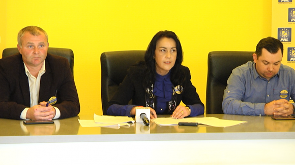 Daniela Onița Ivașcu: ”Mai nou în plenul Consiliului Local suntem puși în situații oarecum dificile, ca să nu zic penibile”
