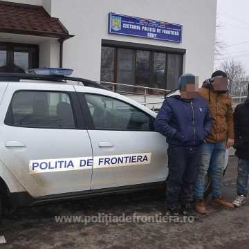 Doi bărbați din Yemen, un egiptean și un algerian, opriți la graniță de lucrători ai ITPF Sighet Doi bărbați din Yemen, un egiptean și un algerian, opriți la graniță de lucrători ai ITPF Sighet