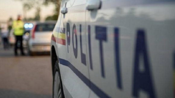VIDEO | Controale la firme care oferă servicii de dezinfecţie, dezinsecţie şi deratizare – poliţiştii au întocmit ieri un dosar penal, după ce au constatat o infracţiune