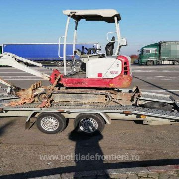 VIDEO | Autoutilitară și mini-excavator căutate în Italia și Norvegia, găsite de polițiști de frontieră ai ITPF Sighet VIDEO | Autoutilitară și mini-excavator căutate în Italia și Norvegia, găsite de polițiști de frontieră ai ITPF Sighet