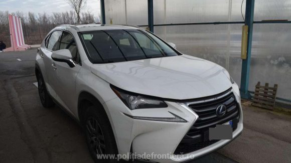 Lexus căutat de autorităţile din Italia, descoperit la PTF Sighetu Marmației Lexus căutat de autorităţile din Italia, descoperit la PTF Sighetu Marmației