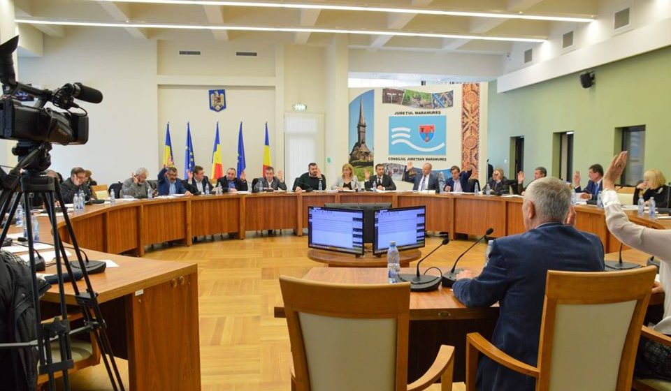 VIDEO | Demers comun al aleșilor județeni pentru rezolvarea situației financiare de extremă dificultate din Vadu Izei VIDEO | Demers comun al aleșilor județeni pentru rezolvarea situației financiare de extremă dificultate din Vadu Izei