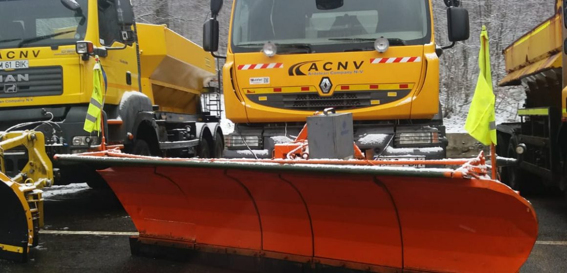 Circulație rutieră în condiții de iarnă pe drumurile din Maramureș Circulație rutieră în condiții de iarnă pe drumurile din Maramureș