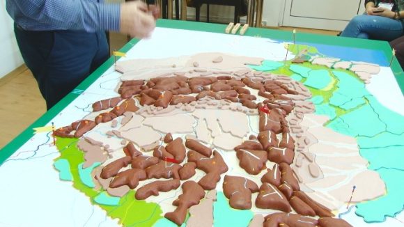 VIDEO | RO- JOC Multisenzorial,  un joc geografic creat și proiectat în cadrul Universității Babeș Bolyai din Sighetu Marmației