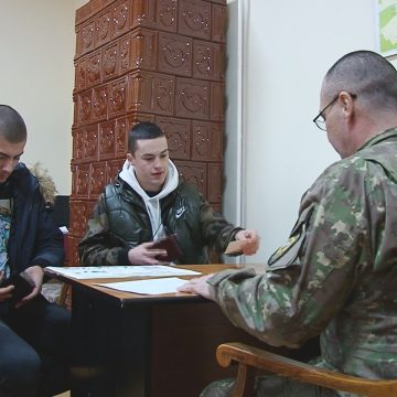 Campanie de recrutare pentru a urma o carieră militară Campanie de recrutare pentru a urma o carieră militară