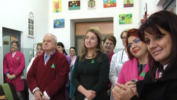 Emoții mari, sentimente speciale, în prag de sărbători la Spitalul Municipal Sighet Emoții mari, sentimente speciale, în prag de sărbători la Spitalul Municipal Sighet