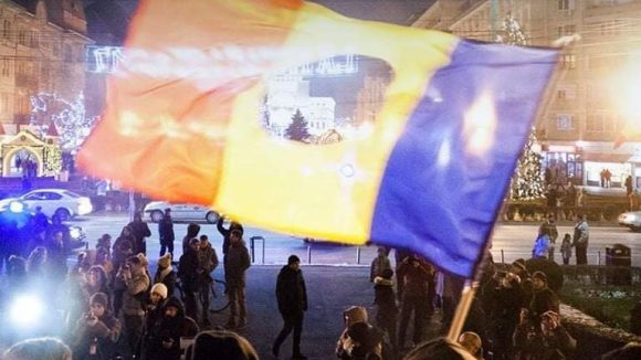 Eroii Timișoarei ne-au predat flacăra libertății. Să nu o stingem! Eroii Timișoarei ne-au predat flacăra libertății. Să nu o stingem!