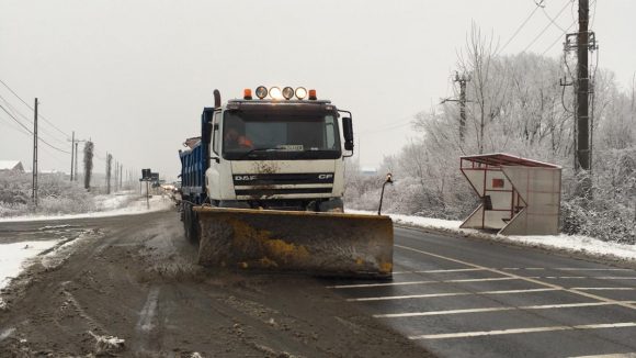 Circulatie rutiera in condtii de iarna pe sectoarele de drumuri publice din judet