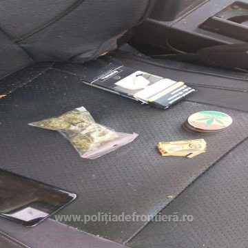 VIDEO | Prins cu marijuana în torpedou VIDEO | Prins cu marijuana în torpedou