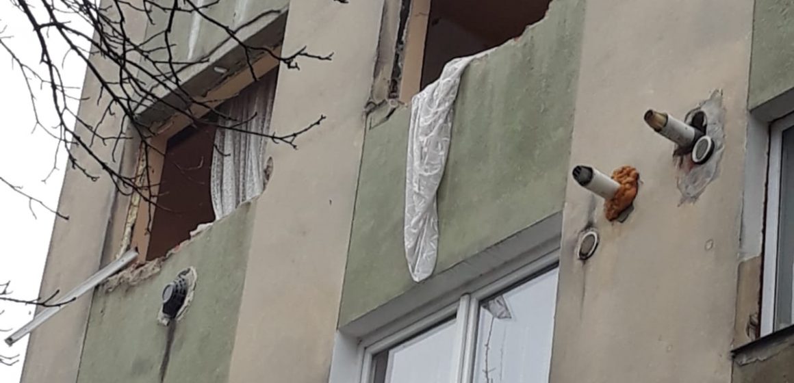 FOTO ȘI VIDEO | Explozie într-un apartament din Baia Mare