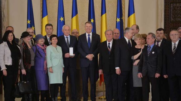 VIDEO | Memorialul Victimelor Comunismului și al Rezistenței Sighetu Marmației – decorat de președintele Klaus Iohannis VIDEO | Memorialul Victimelor Comunismului și al Rezistenței Sighetu Marmației – decorat de președintele Klaus Iohannis