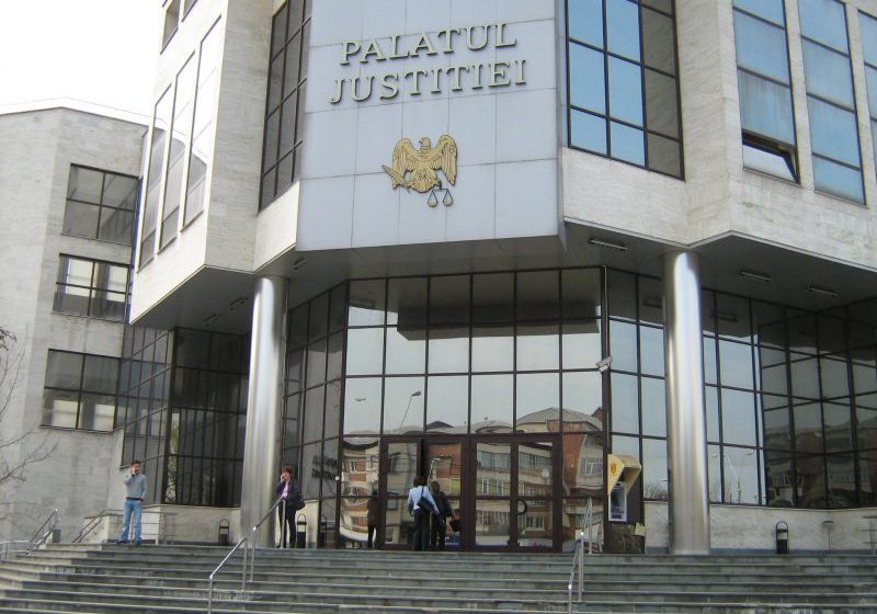 VIDEO | ACTUALIZARE | Magistrații de la Judecătoria Baia Mare își suspendă activitatea pe durată nedeterminată