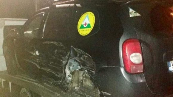 VIDEO | Mașina de intervenție a salvamontistilor din Maramureș, accidentată în trafic VIDEO | Mașina de intervenție a salvamontistilor din Maramureș, accidentată în trafic