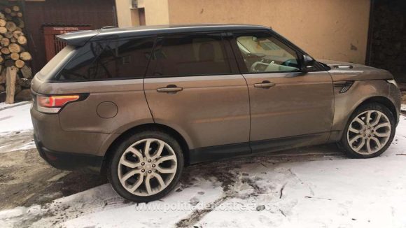 Autoturism în valoare de aproximativ 40.000 euro, căutat de autorităţile din Italia, descoperit la SPF Vişeul de Sus